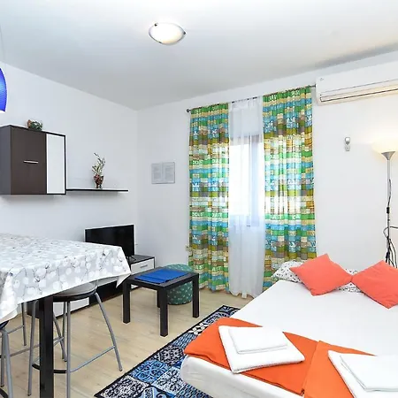 With A Parking Space Stinjan, - 20816 Apartment Pula
