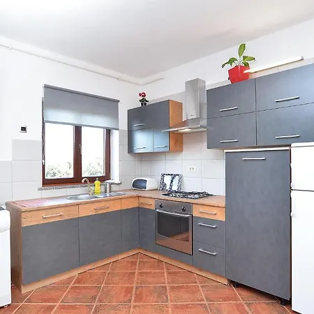 Apartment With A Parking Space Stinjan, - 20816 *