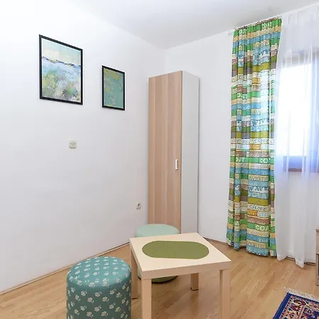With A Parking Space Stinjan, - 20816 Apartment