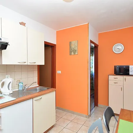 With A Parking Space Stinjan, - 20816 Apartment *